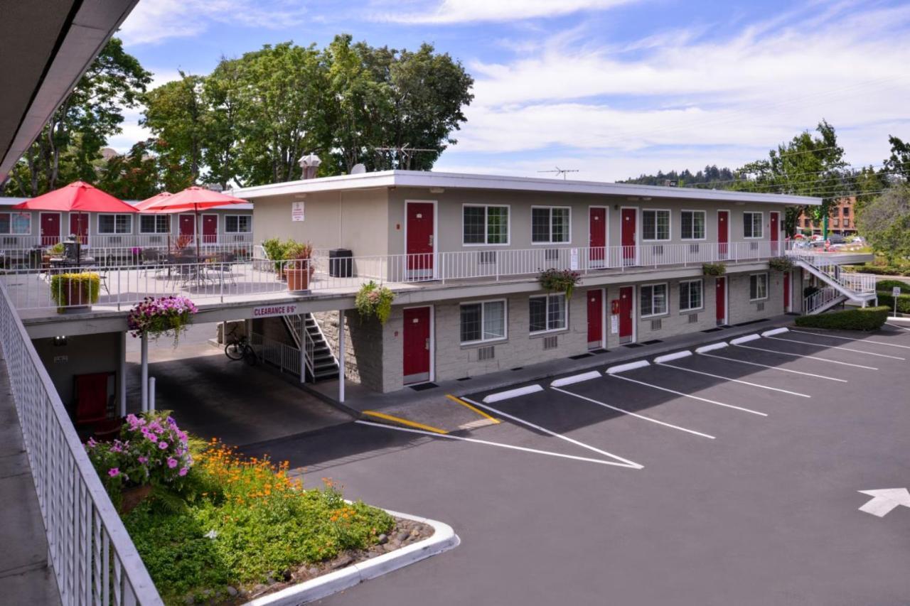 Campus Inn&Suites Eugene Downtown Exterior foto